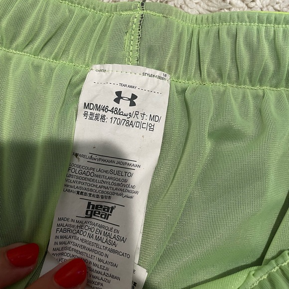 Under Armour Athletic Shorts - Picture 3 of 3